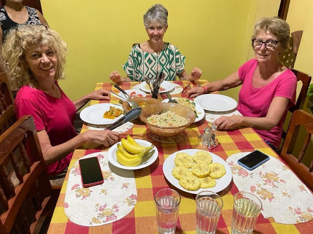 Olivia Homestay Anuradhapura Dış mekan fotoğraf